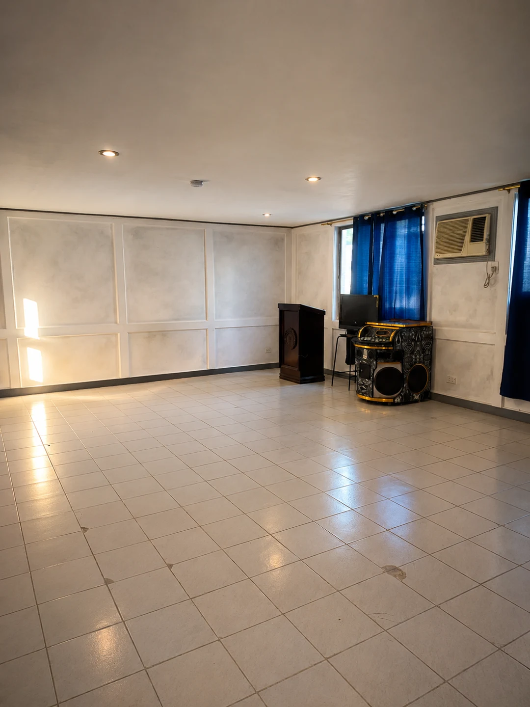 Rajah Sulayman Room interior